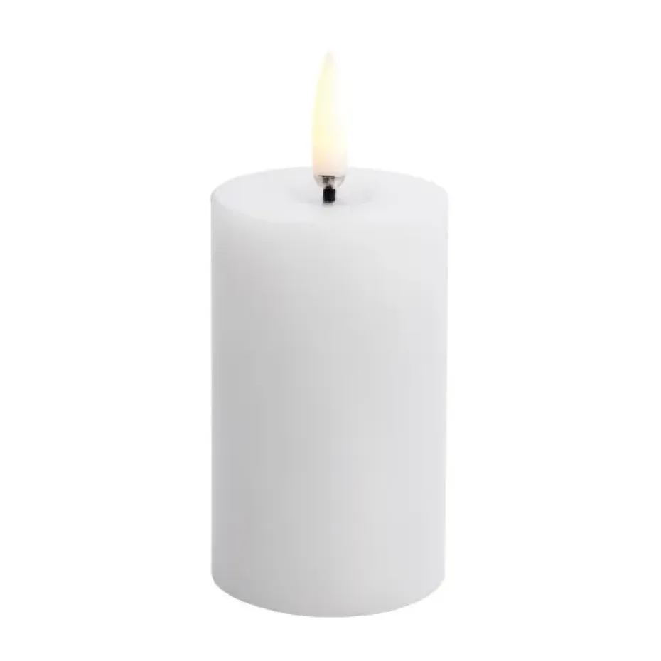 Bougie LED en bloc Uyuni Melted, Blanc, Ø5x7,5 cm