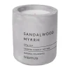 Bougie parfumée Fraga 24 heures, Micro chip-Sandalwood & Myrrh