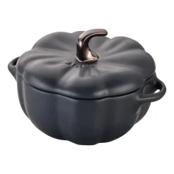 Cocotte citrouille en grès noir Staub, 0,47 L