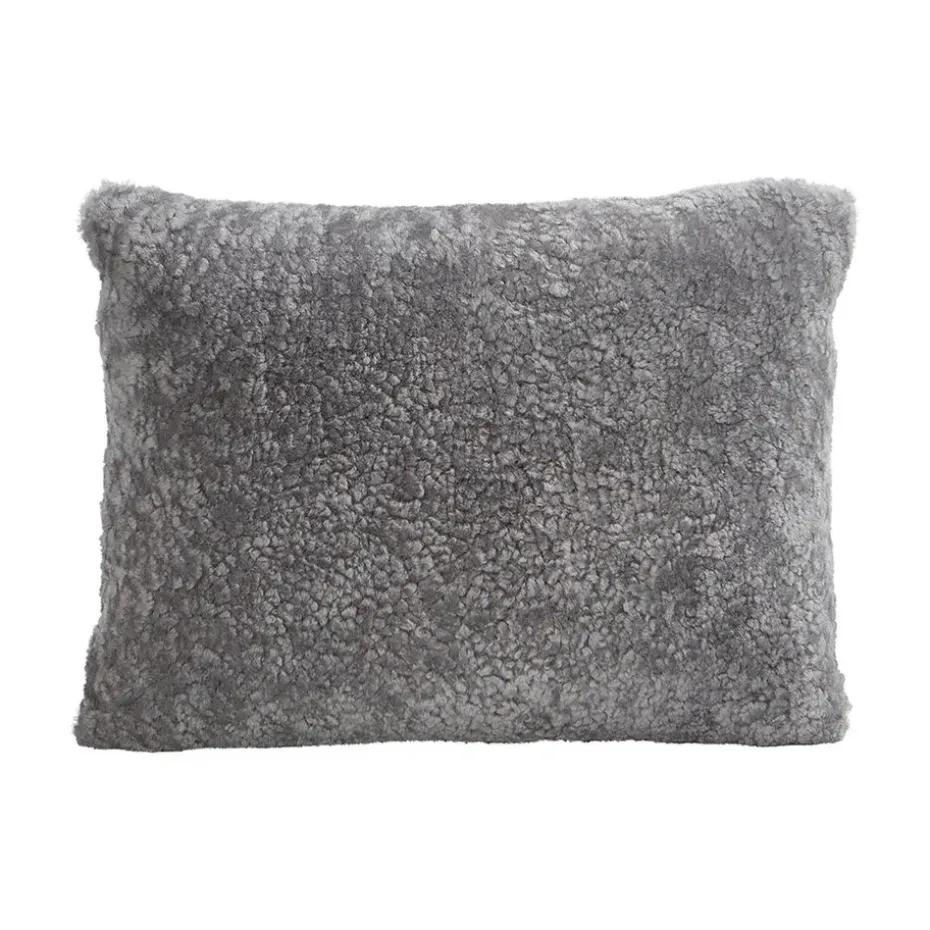 Coussin en peau de mouton Shepherd Lina 40 x 30 cm, granit