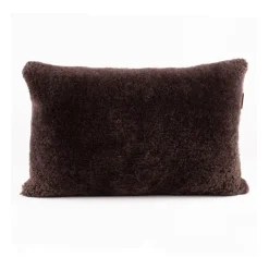 Coussin en peau de mouton Shepherd Lina 40 x 30 cm, marron foncé