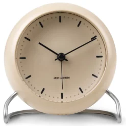 Horloge de table AJ City Hall, Sandy beige