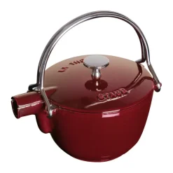 Théière Staub fonte ronde 1,15 L, Rouge grenadine